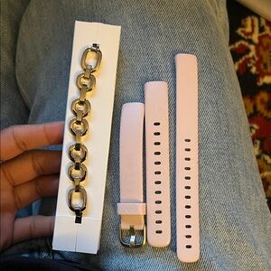 Fitbit Luxe Accessories - Gorjana bracelet & classic band & chargers